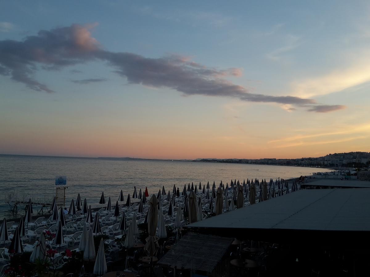 Parvis De La Mer, 50M De La Plage Ница Екстериор снимка